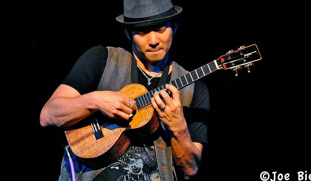 Jake Shimabukuro in Osaka, 2025-10-31