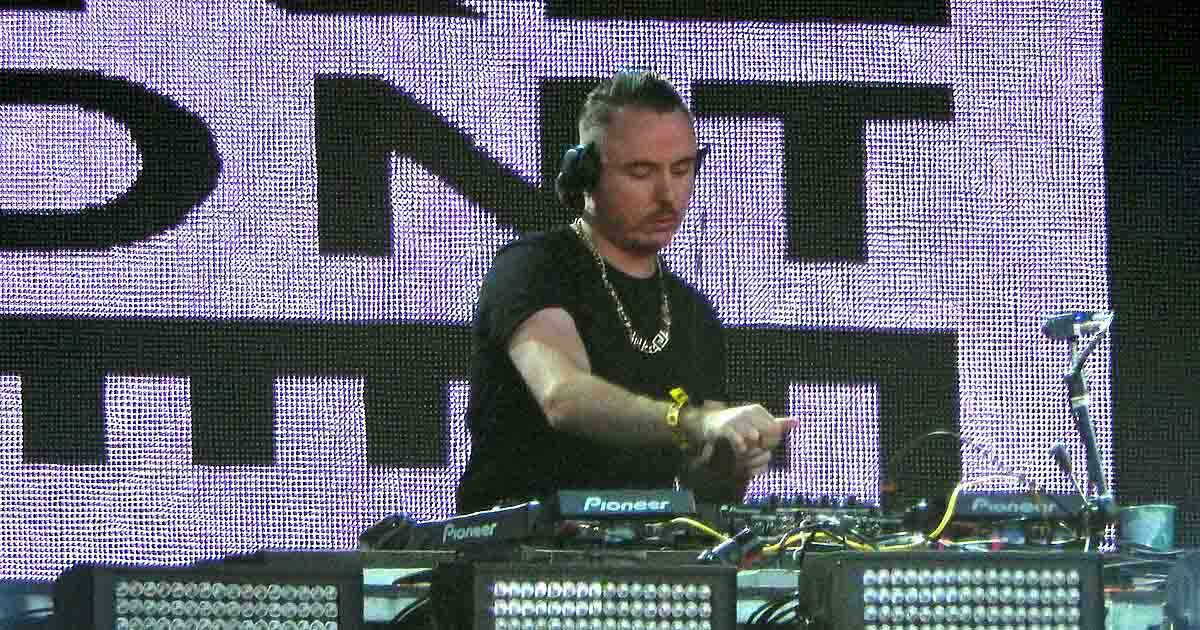 duke dumont live in concert