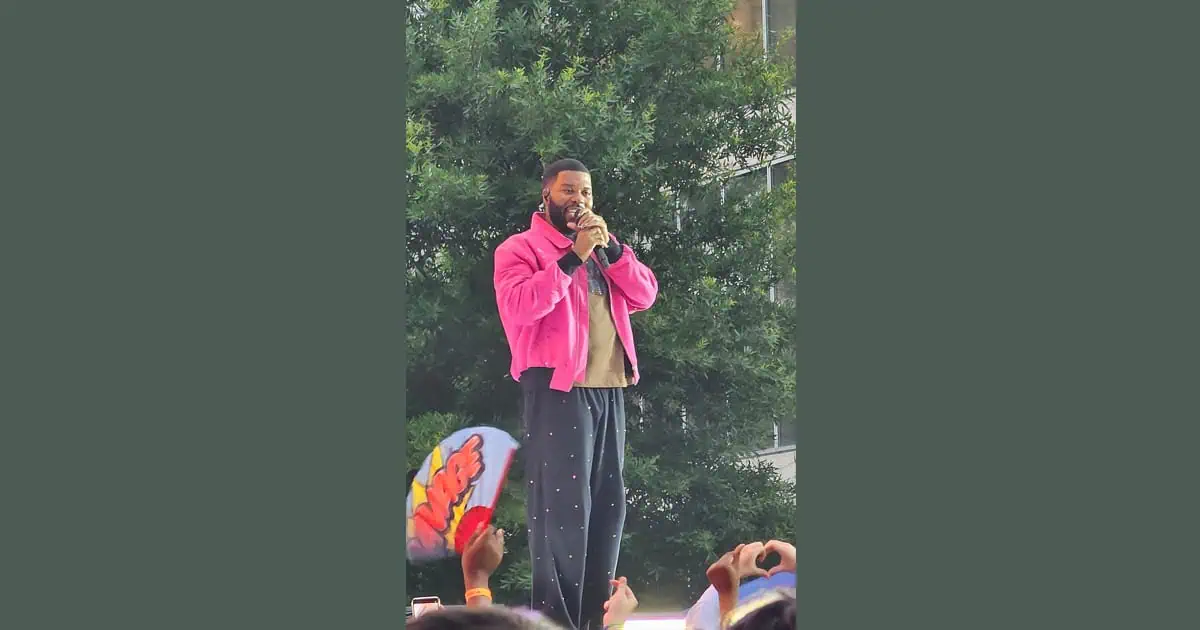 khalid live in concert