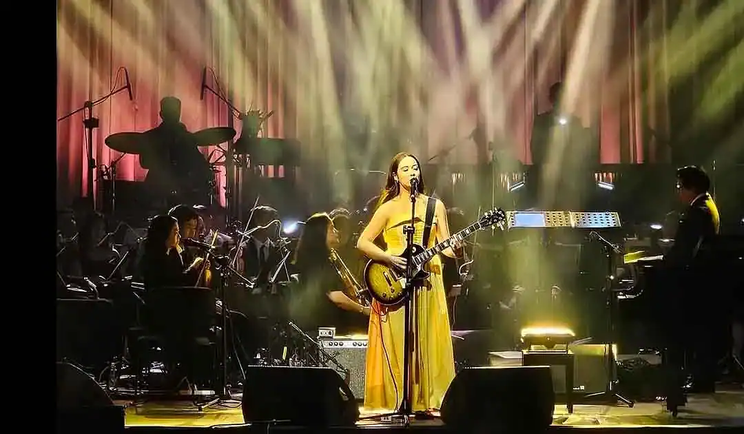 Laufey in Tokyo, 2026-06-05