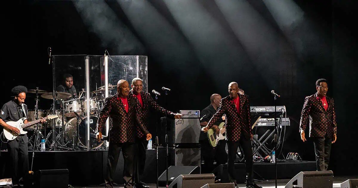 the stylistics live in concert